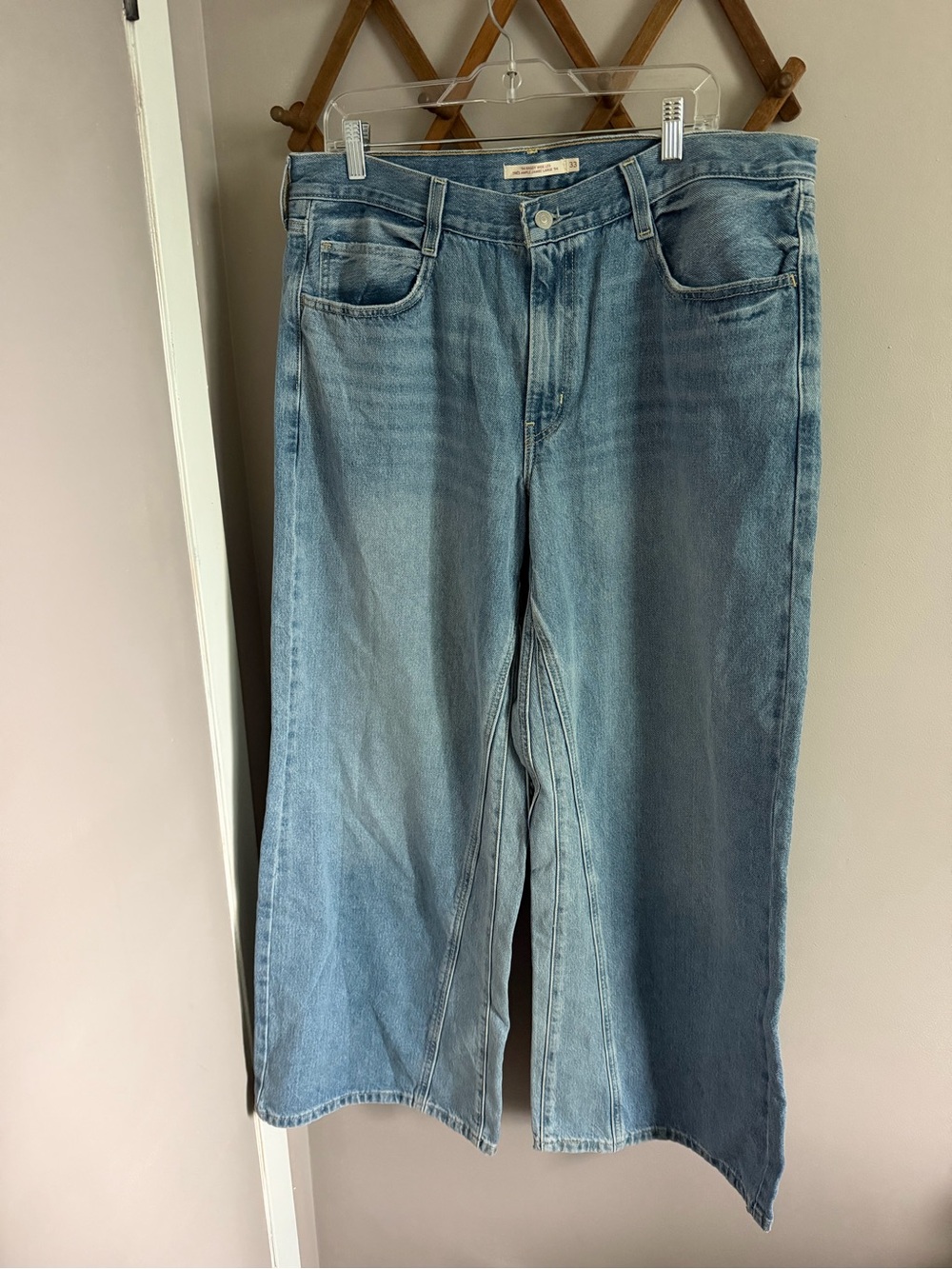 Levi’s '94 Baggy Wide Leg Light Wash Jeans Blue Size 33